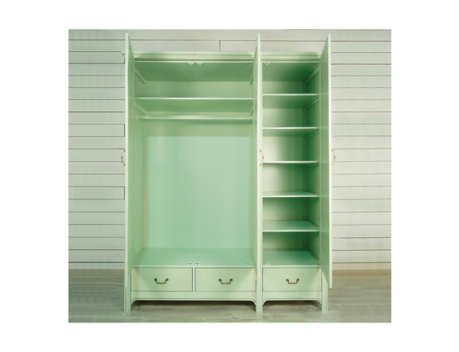 Шкаф трехстворчатый Olivia